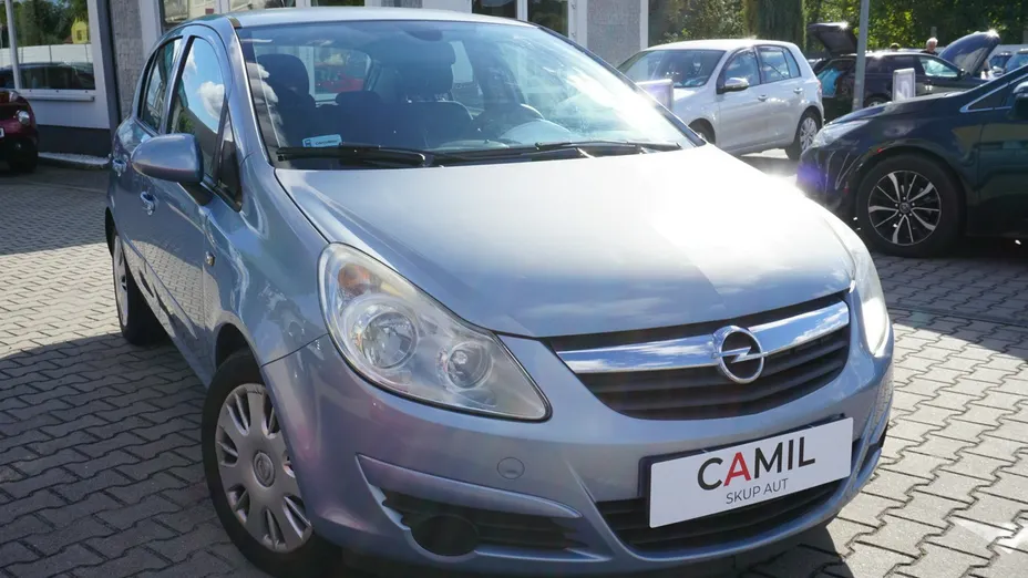 OPEL Corsa -