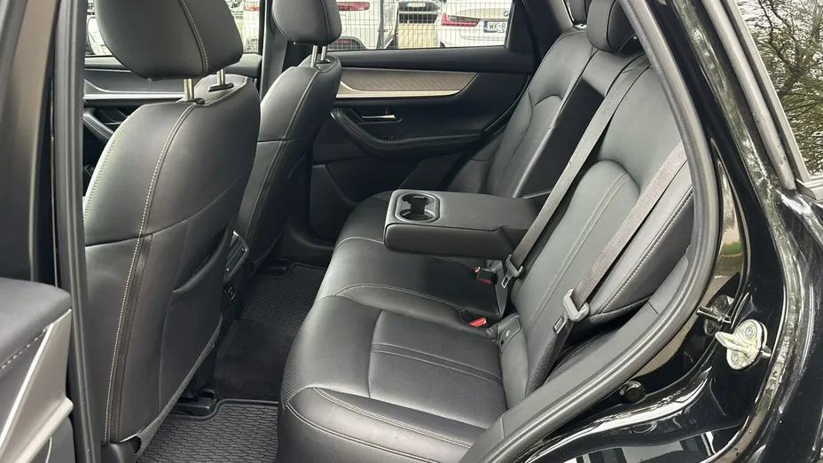 MAZDA CX-60 -