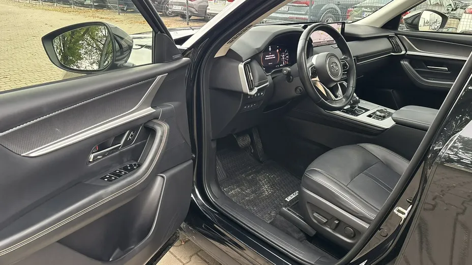 MAZDA CX-60 -
