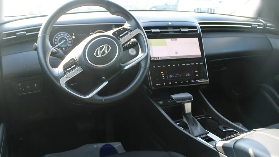 HYUNDAI Tucson -