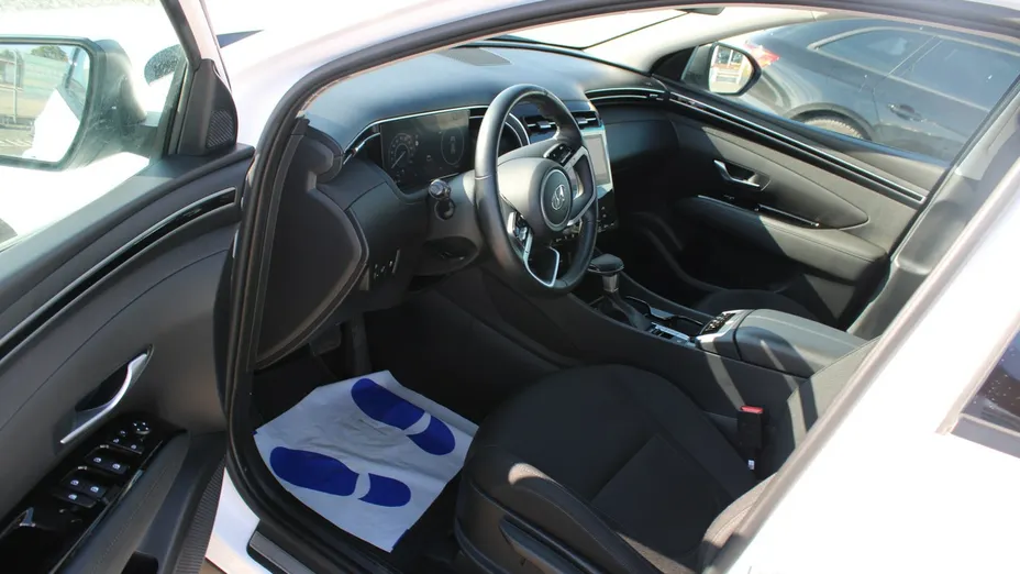 HYUNDAI Tucson -