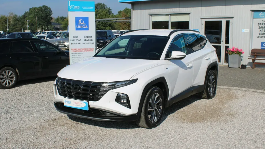 HYUNDAI Tucson -