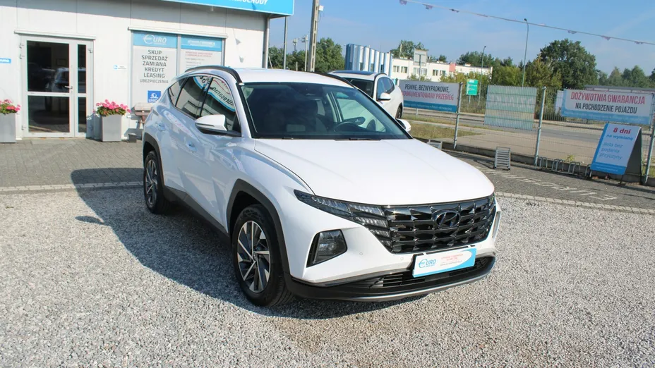 HYUNDAI Tucson -
