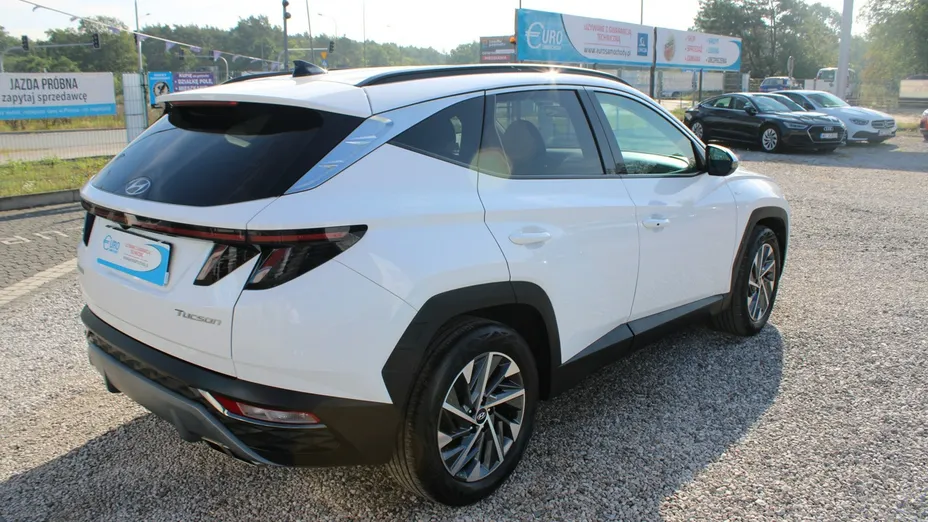 HYUNDAI Tucson -