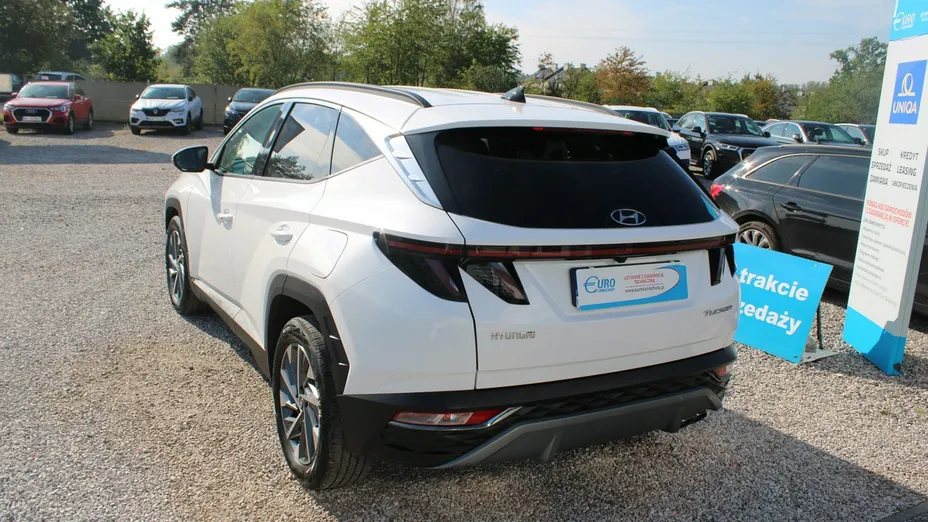 HYUNDAI Tucson -