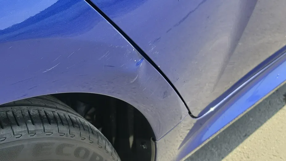 TOYOTA Yaris -