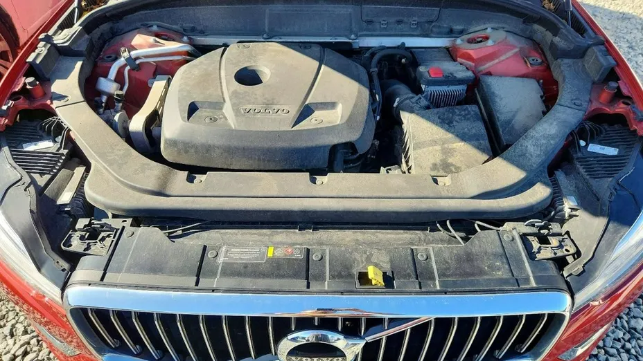 VOLVO XC60 -