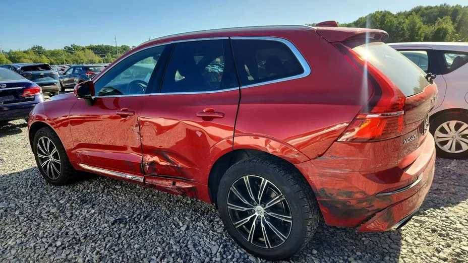 VOLVO XC60 -