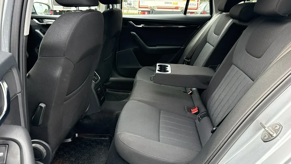 SKODA Octavia -