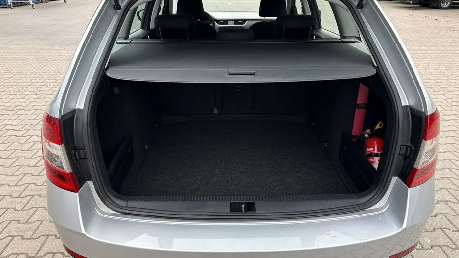 SKODA Octavia -