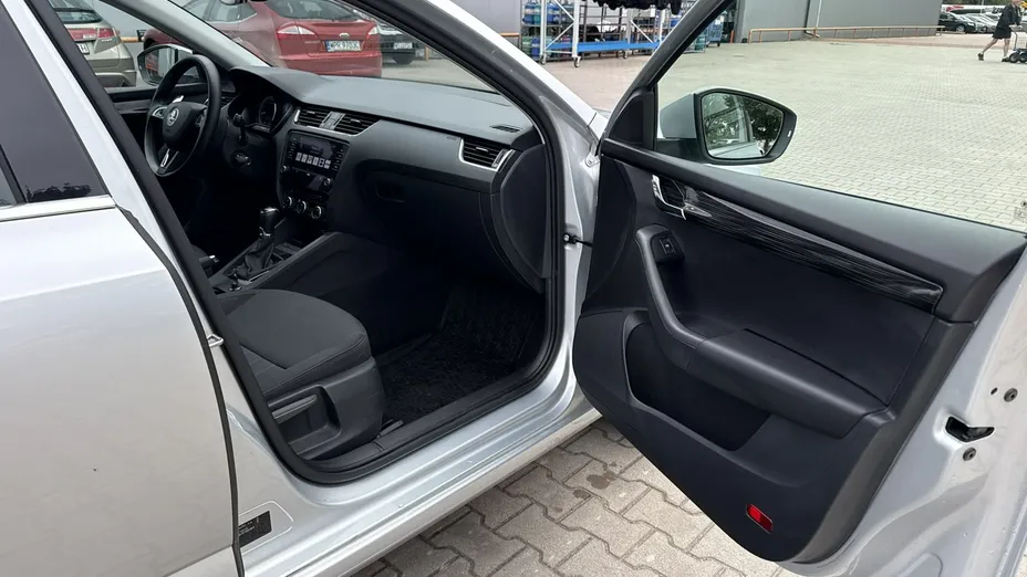 SKODA Octavia -