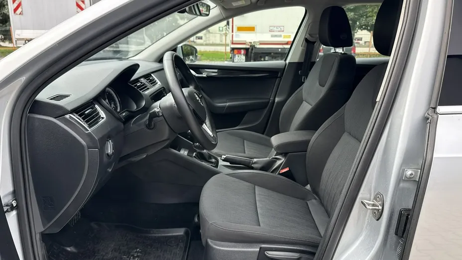 SKODA Octavia -