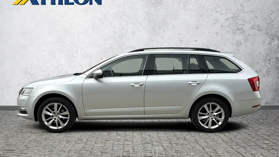 SKODA Octavia -