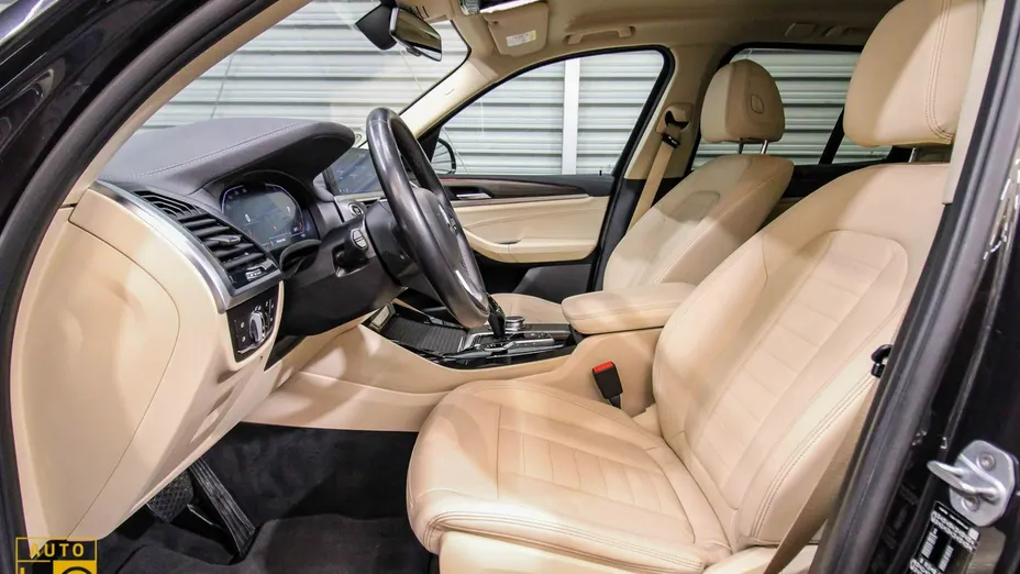 BMW X3 -