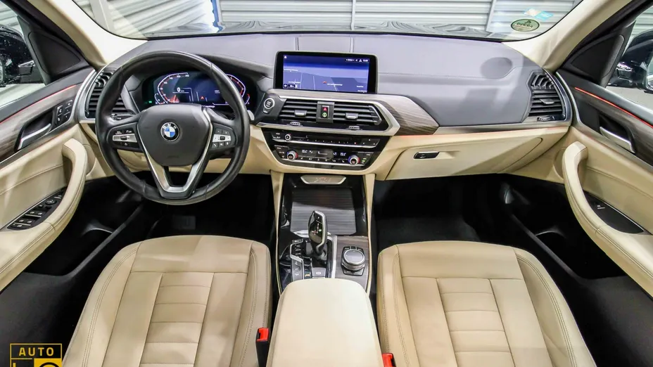 BMW X3 -
