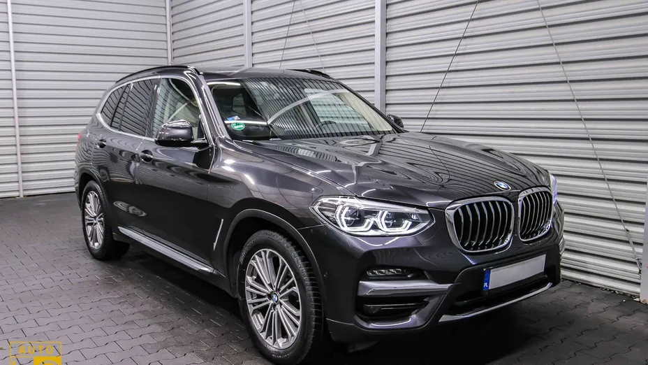 BMW X3 -