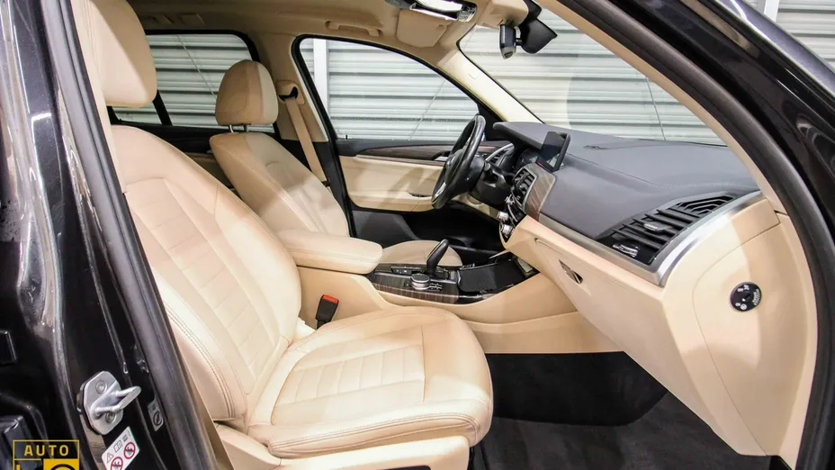 BMW X3 -
