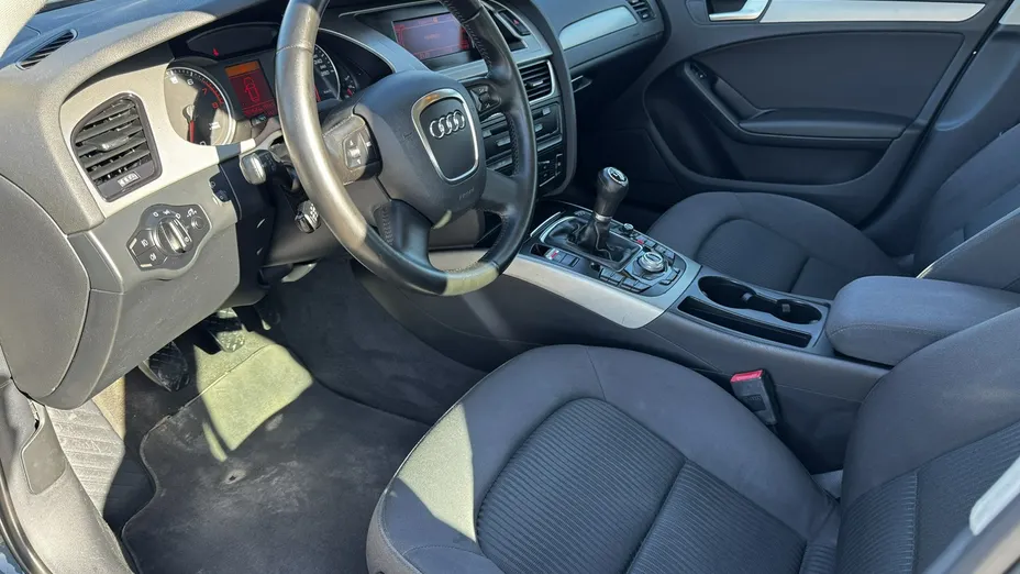 AUDI A4 Avant -