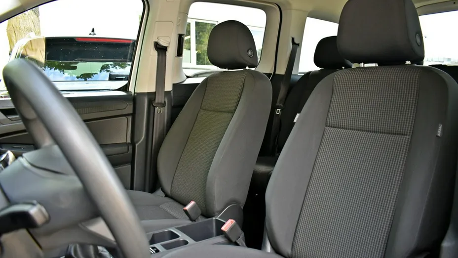 VOLKSWAGEN Caddy -