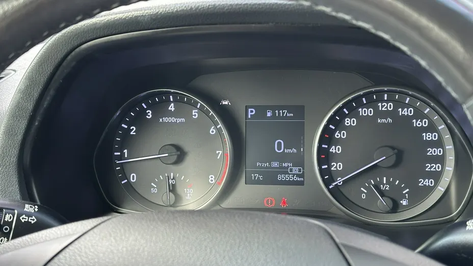 HYUNDAI i30 -