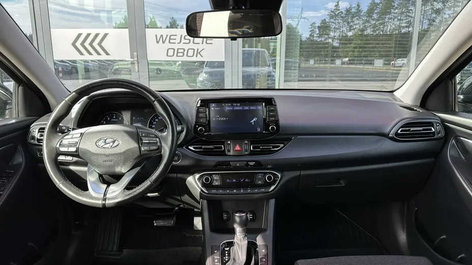 HYUNDAI i30 -