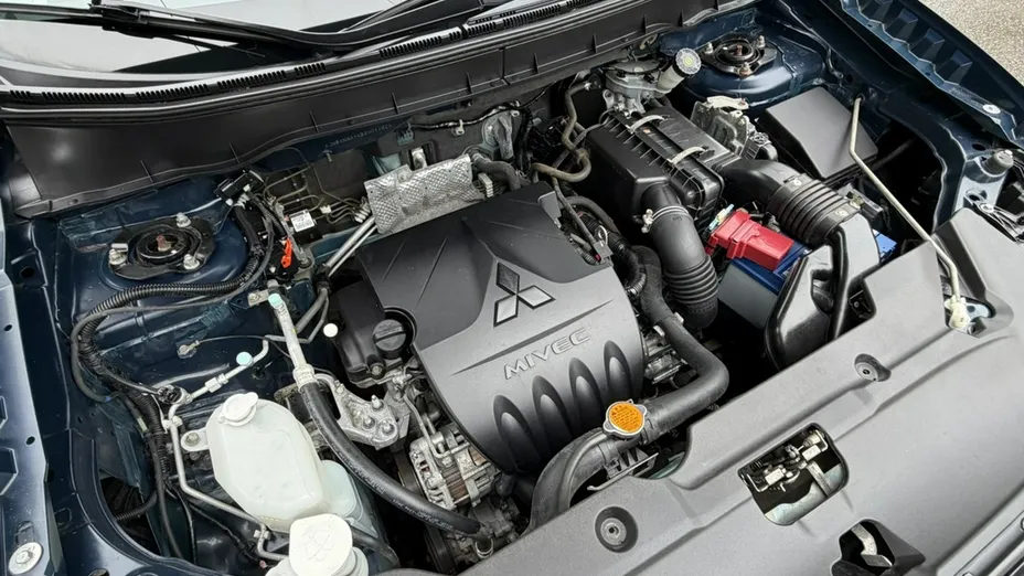 MITSUBISHI ASX -