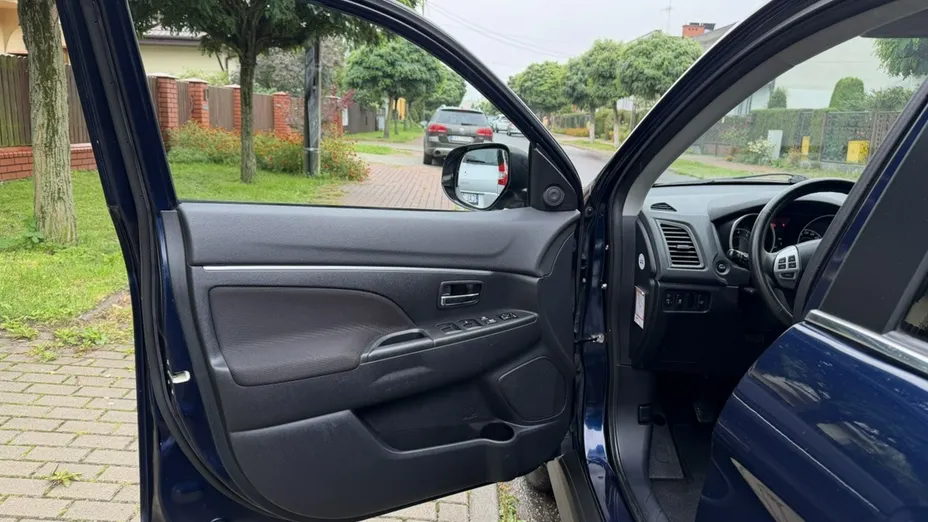 MITSUBISHI ASX -