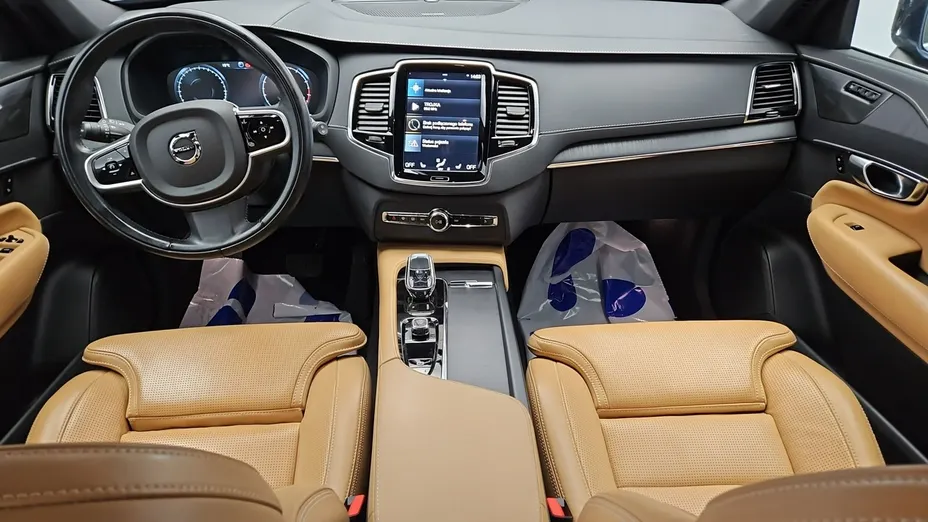 VOLVO XC90 -