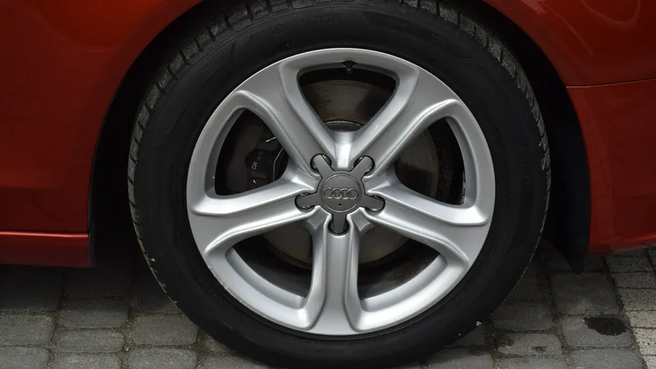 AUDI A4 Avant -