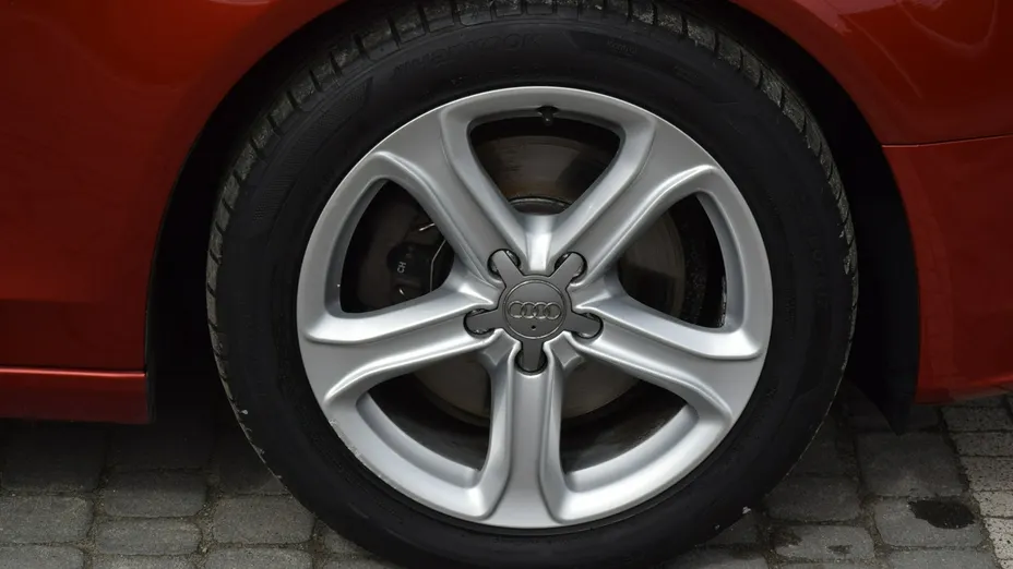 AUDI A4 Avant -