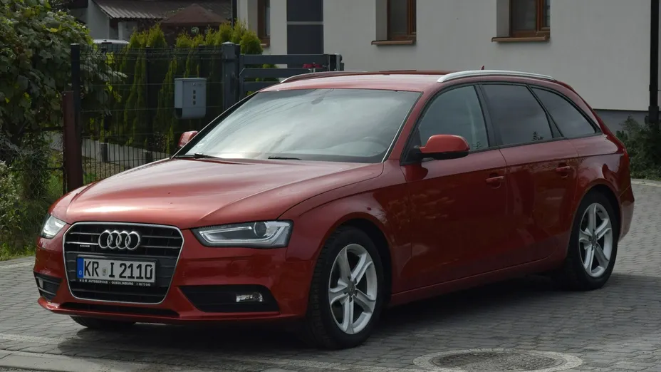 AUDI A4 Avant -