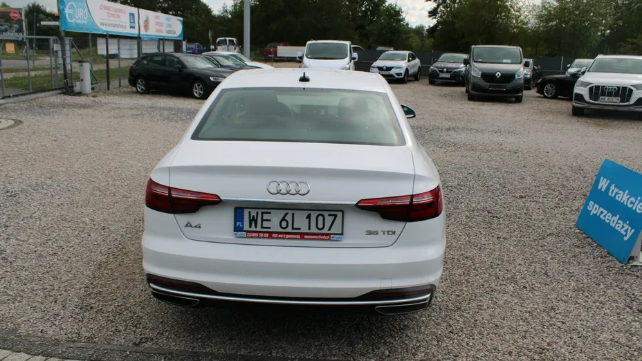 AUDI A4 -