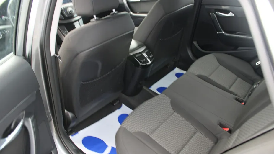 HYUNDAI i40 -