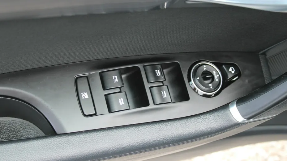 HYUNDAI i40 -