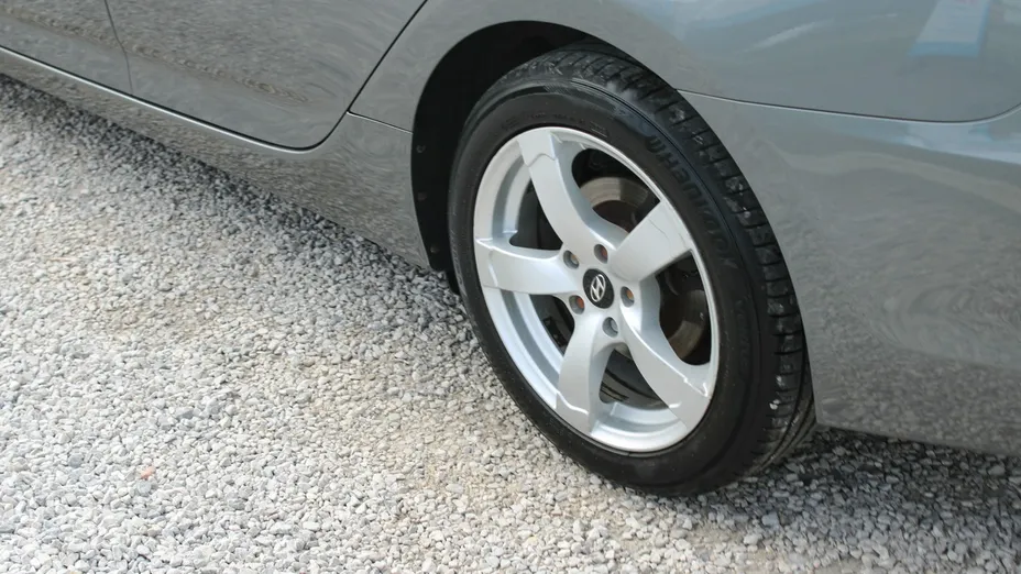 HYUNDAI i40 -