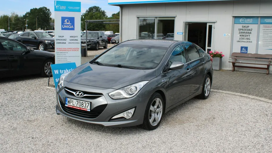HYUNDAI i40 -