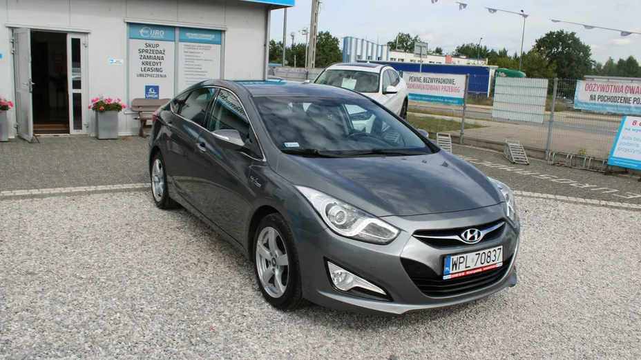 HYUNDAI i40 -