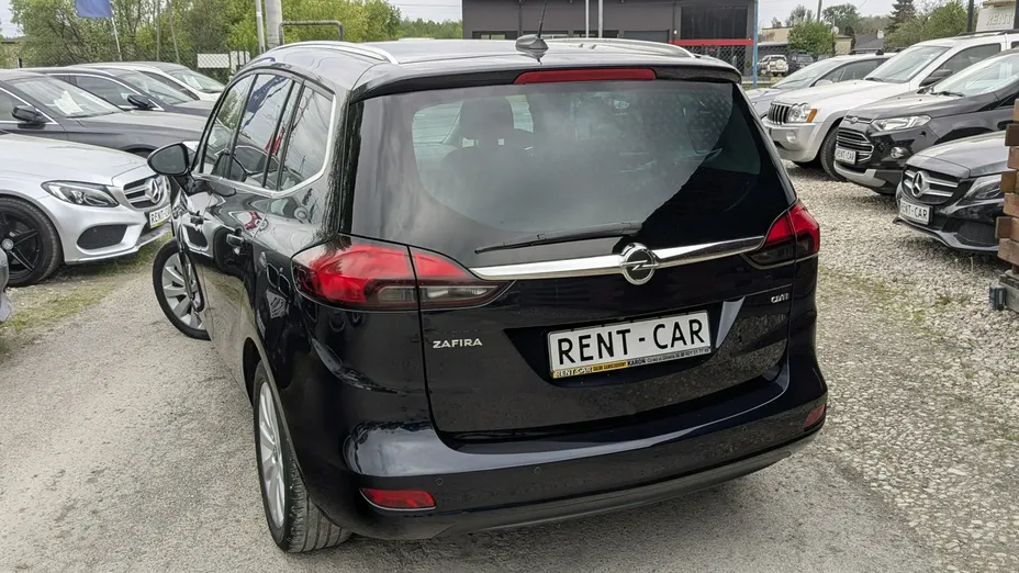 OPEL Zafira -