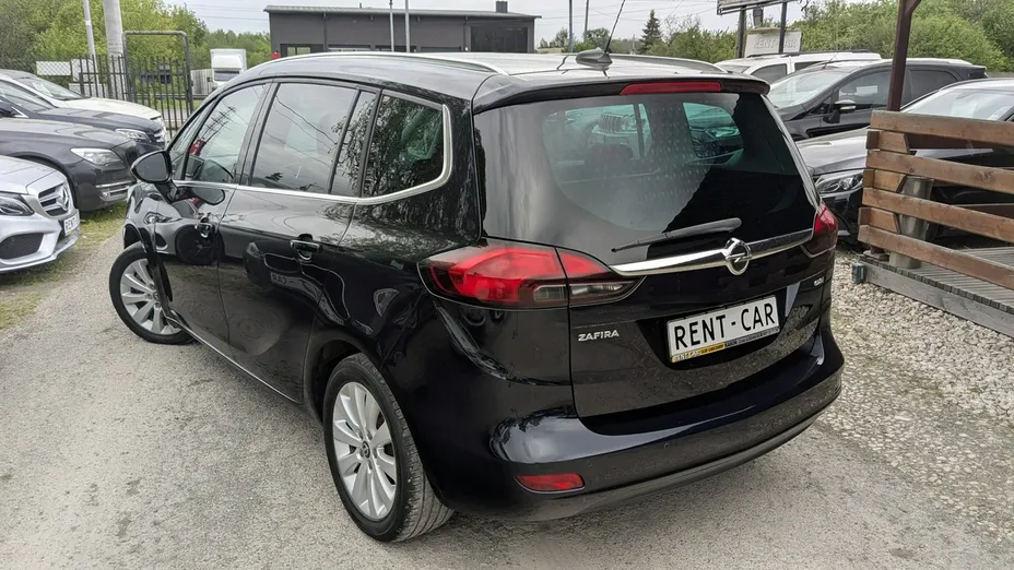 OPEL Zafira -