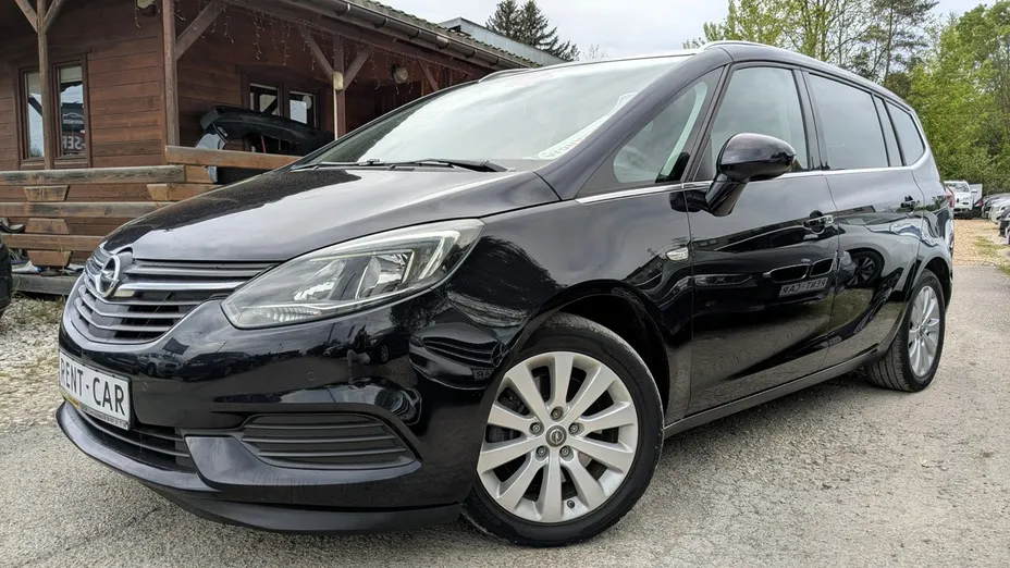 OPEL Zafira -