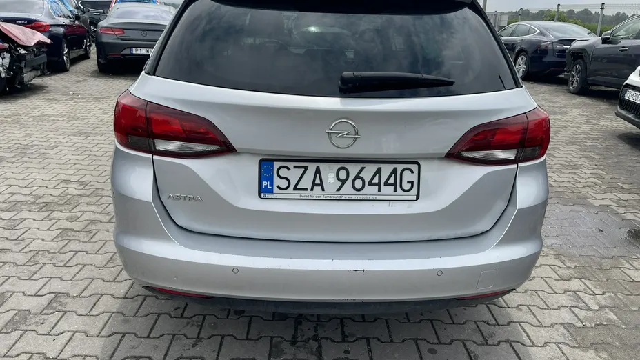 OPEL Astra -