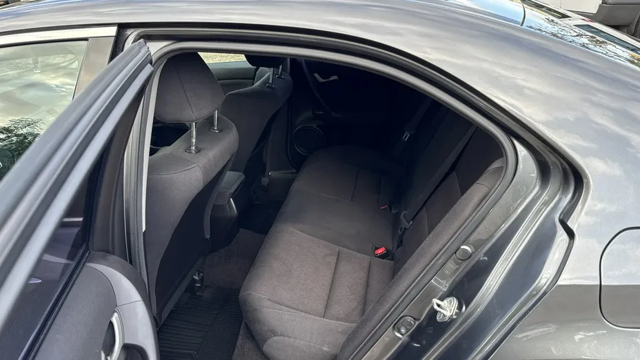 HONDA Accord -