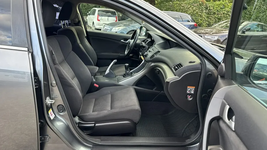 HONDA Accord -