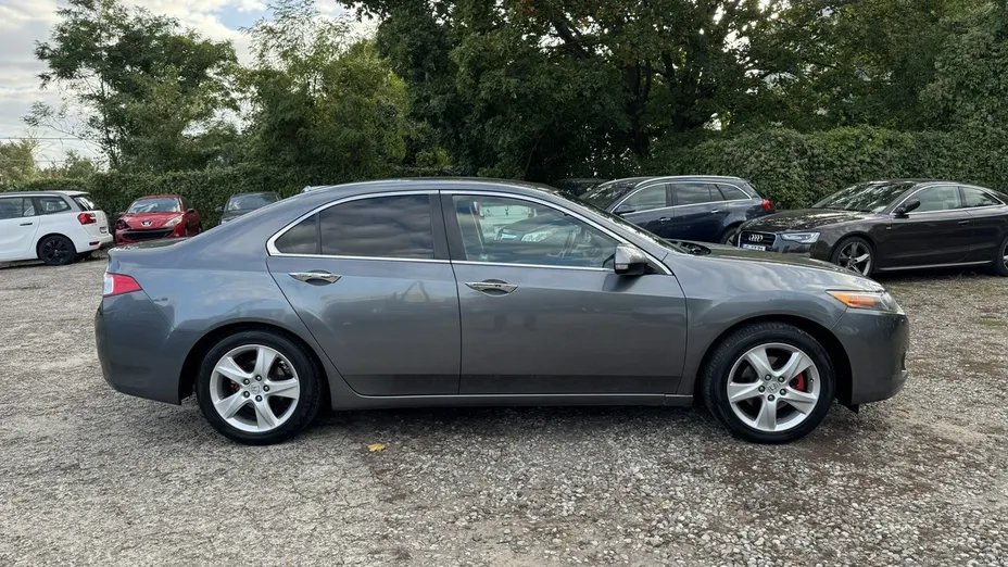 HONDA Accord -