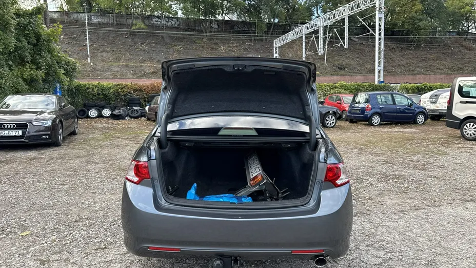 HONDA Accord -