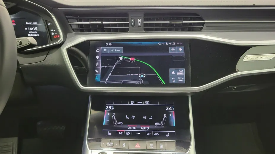 AUDI A6 -