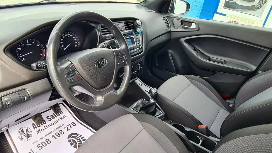 HYUNDAI i20 -
