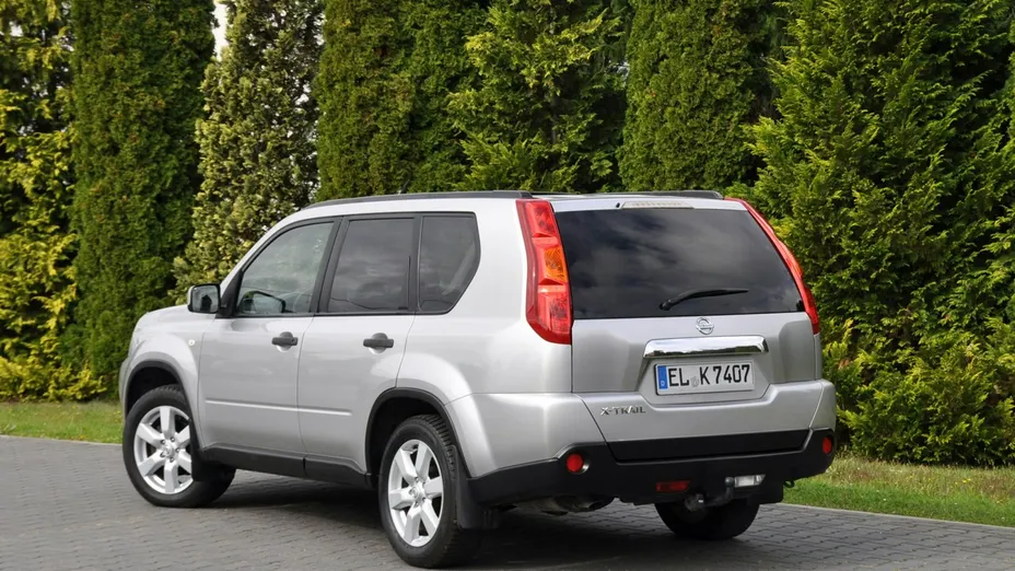NISSAN X-Trail -