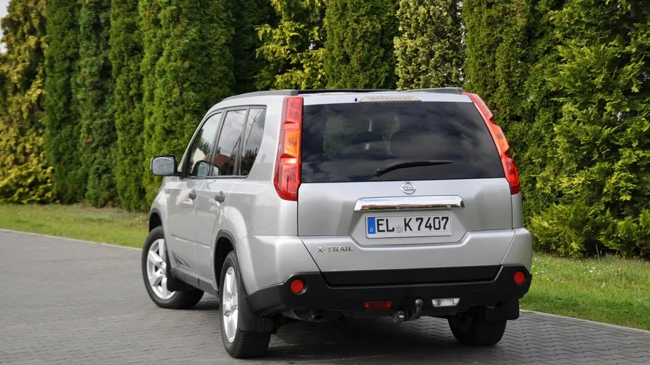 NISSAN X-Trail -