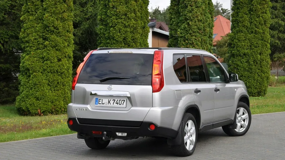 NISSAN X-Trail -